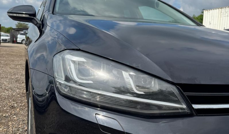 
								🚗 VW Golf 1.2 Petrol Automatic (2015) – Stunning Black, Low Mileage Full Service History! 🚗 full									