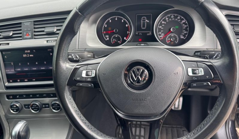 
								🚗 VW Golf 1.2 Petrol Automatic (2015) – Stunning Black, Low Mileage Full Service History! 🚗 full									