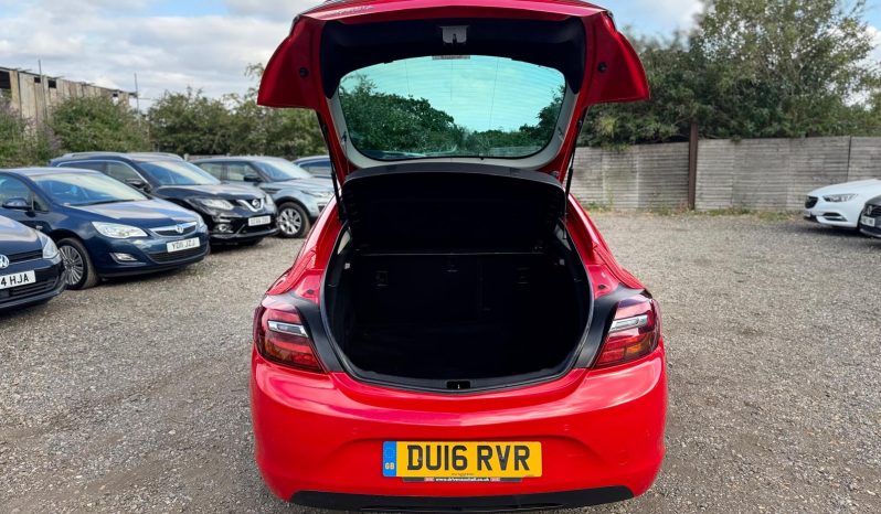 
								Vauxhall Insigina 1.4Petrol Manual (2016) – Stunning Red, Low Mileage Part Service History full									
