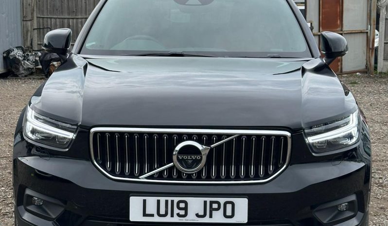 Volvo XC40 T4 INSCRIPTION AUtomatic Petrol 2.0 Liter (2019) – Stunning Black Excellent Millage