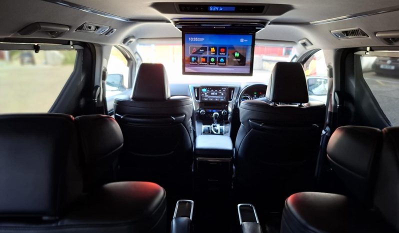 
								2017 Toyota Alphard Hybrid SC Package – 7 Seater full									