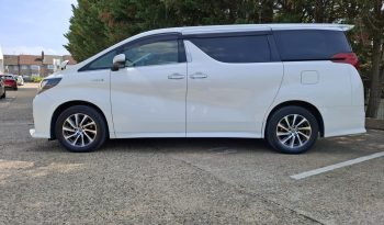 2017 Toyota Alphard Hybrid SC Package – 7 Seater