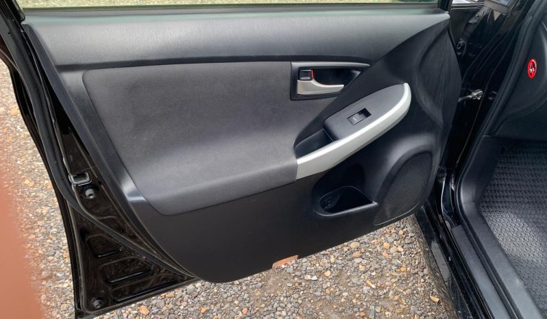 
								2015 Toyota Prius Hybrid – Automatic full									