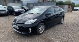 2015 Toyota Prius Hybrid – Automatic