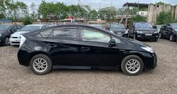 2015 Toyota Prius Hybrid – Automatic