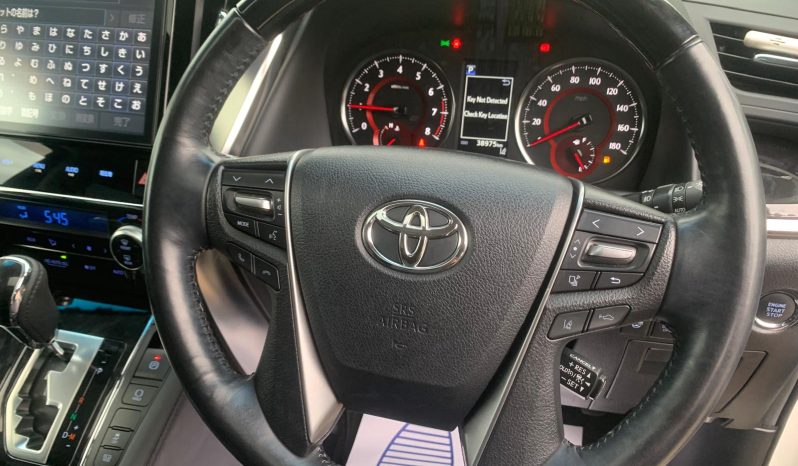 
								2018 Toyota Alphard SC Package Hybrid – Luxury 7 Seater full									