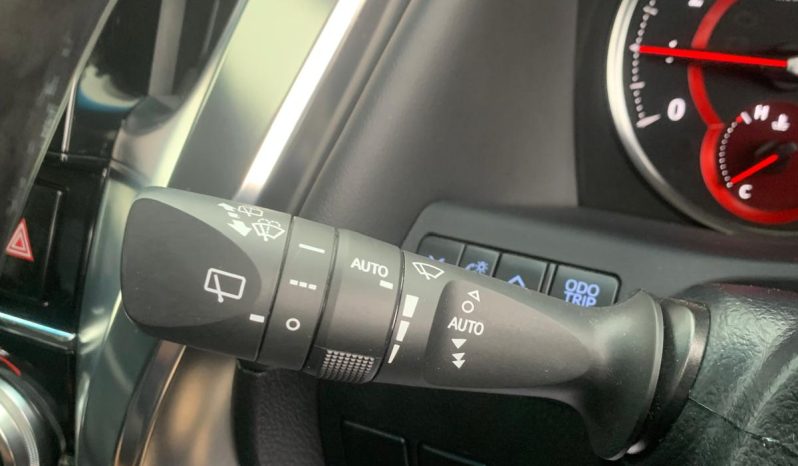 
								2018 Toyota Alphard SC Package Hybrid – Luxury 7 Seater full									
