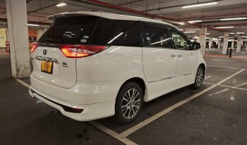 
									Toyota Estima Hybrid 4WD Automatic – 2016 full								