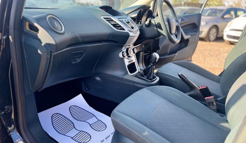 
								Ford Fiesta Edge 1.4 Petrol – 2012 – Black full									