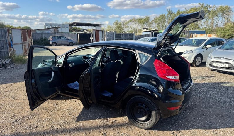 
								Ford Fiesta Edge 1.4 Petrol – 2012 – Black full									