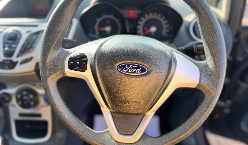 
								Ford Fiesta Edge 1.4 Petrol – 2012 – Black full									