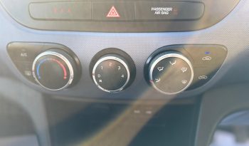 
									Hyundai i10 SE 1.0 Petrol – Blue – 65,648 Miles full								