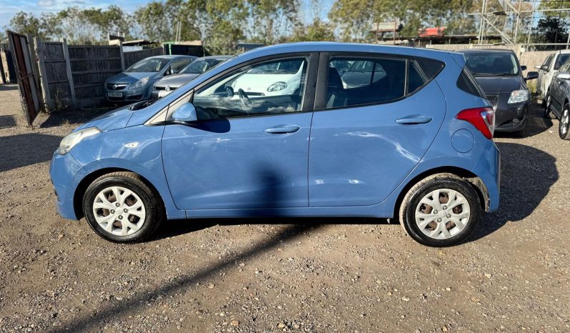 
								Hyundai i10 SE 1.0 Petrol – Blue – 65,648 Miles full									